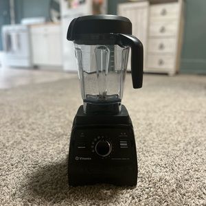 Vitamix Professional Series 750 Blender